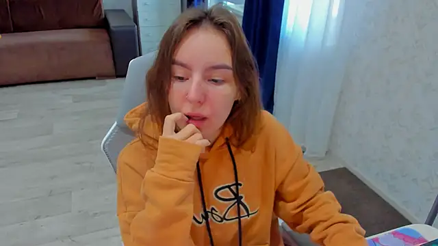 c arina x online show from 17, 9, 2025