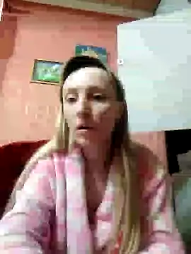 Snapshot of Biddy_Alana chatting on 7, 12, 2024 Biddy Alana online show from 7, 12, 2024
