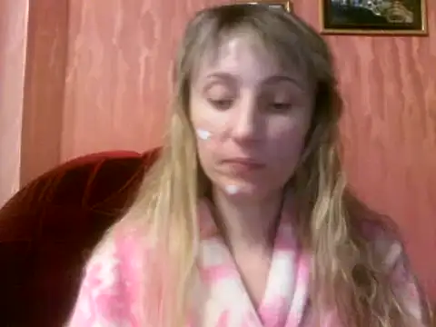 Snapshot of Biddy_Alana chatting on 10, 12, 2024 Biddy Alana online show from 10, 12, 2024