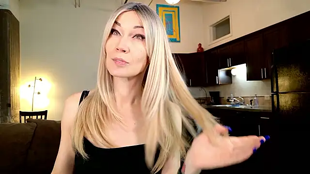 EveEnigma online show from 5, 12, 2024