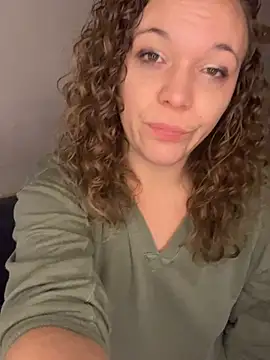 AuroraSummers online show from 26, 2, 2025