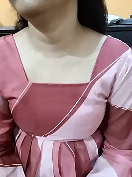 Snapshot of Diya_143 chatting on 10, 3, 2025 Diya 143 online show from 10, 3, 2025