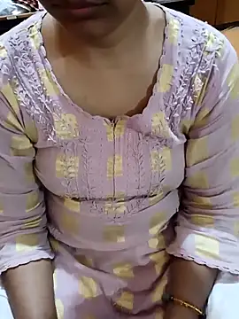 Snapshot of Diya_143 chatting on 14, 3, 2025 Diya 143 online show from 14, 3, 2025