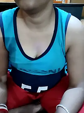 Snapshot of Diya_143 chatting on 12, 9, 2025 Diya 143 online show from 12, 9, 2025