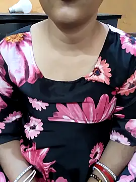 Snapshot of Diya_143 chatting on 13, 9, 2025 Diya 143 online show from 13, 9, 2025