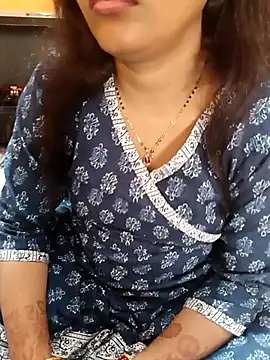 Snapshot of Diya_143 chatting on 12, 10, 2025 Diya 143 online show from 12, 10, 2025