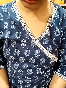 Snapshot of Diya_143 chatting on 7, 11, 2025 Diya 143 online show from 7, 11, 2025