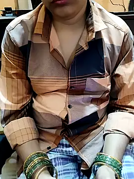 Snapshot of Diya_143 chatting on 1, 12, 2025 Diya 143 online show from 1, 12, 2025