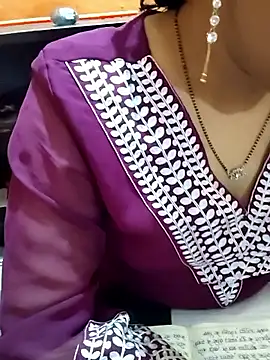 Diya 143 online show from 5, 4, 2026