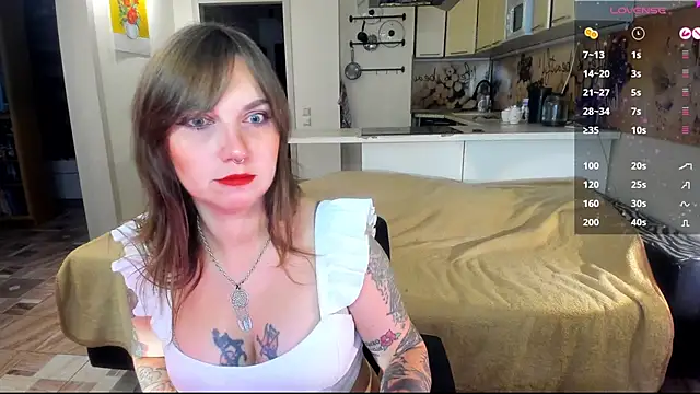 StacyTigerr online show from 30, 11, 2025