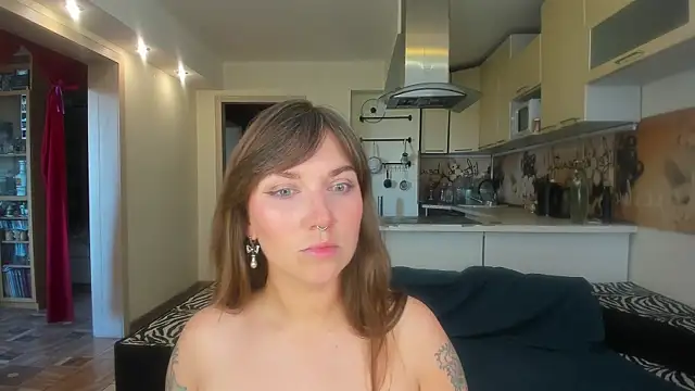 StacyTigerr online show from 29, 7, 2026