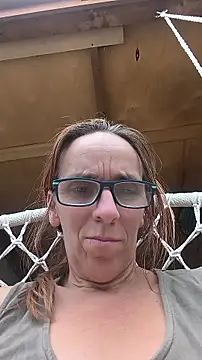 Snapshot of Dettybitch40 chatting on 16, 6, 2026 Dettybitch40 online show from 16, 6, 2026