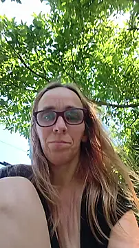 Snapshot of Dettybitch40 chatting on 11, 7, 2026 Dettybitch40 online show from 11, 7, 2026