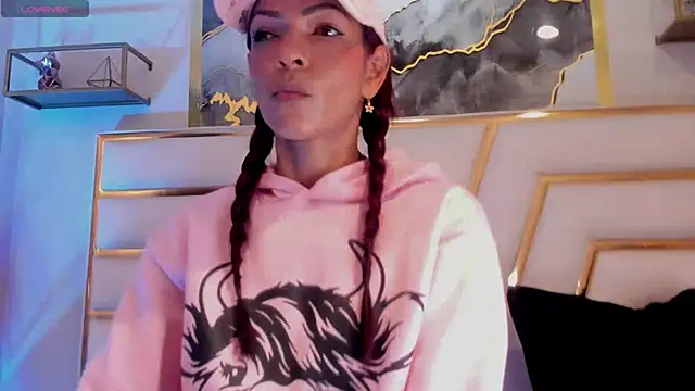 HannaPetit online show from 9, 4, 2026