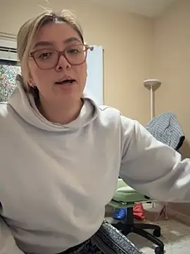 nativepumpkin95 online show from 8, 1, 2025