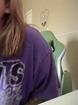 nativepumpkin95 online show from 25, 1, 2025