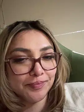 nativepumpkin95 online show from 5, 3, 2025