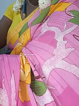 Snapshot of Tamil-hotwife chatting on 16, 7, 2026 Tamil-hotwife online show from 16, 7, 2026