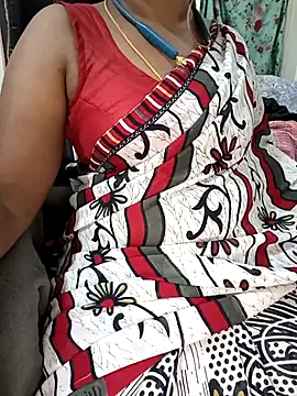 Snapshot of Tamil-hotwife chatting on 20, 7, 2026 Tamil-hotwife online show from 20, 7, 2026