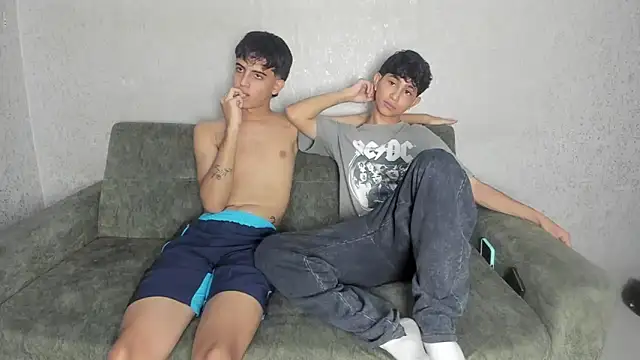 pelusos mens online show from 6, 5, 2026