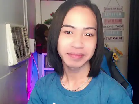 Lemonadexxx online show from 23, 11, 2025