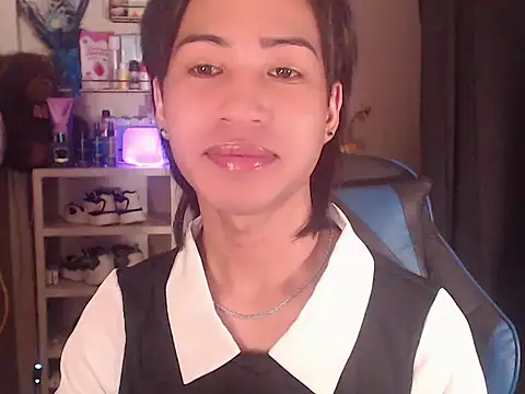 Lemonadexxx online show from 18, 4, 2026