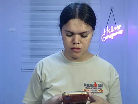 Snapshot of Miss_Ivanawolf chatting on 4, 3, 2025 Miss Ivanawolf online show from 4, 3, 2025