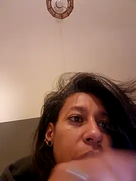 Goldenlace online show from 17, 3, 2025