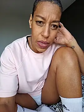 Goldenlace online show from 11, 3, 2026