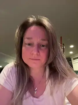 Vivian MayXxX online show from 8, 3, 2025