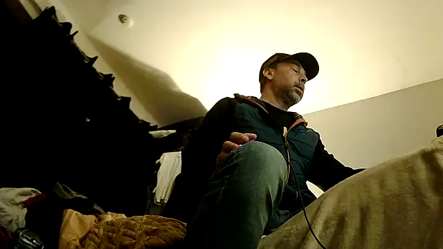 Wolfeman74 online show from 17, 2, 2026