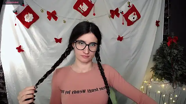 Snapshot of MaryEm976 chatting on 30, 12, 2024 MaryEm976 online show from 30, 12, 2024