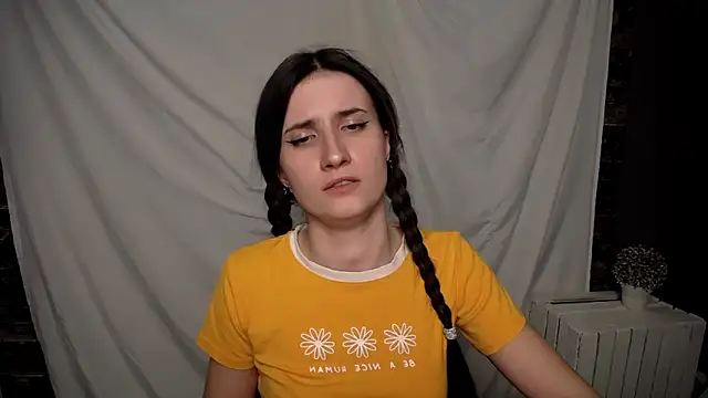 Snapshot of MaryEm976 chatting on 14, 2, 2025 MaryEm976 online show from 14, 2, 2025