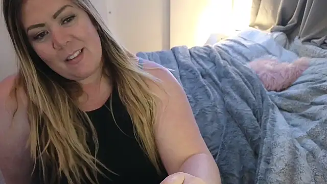 JESS LOVES online show from 17, 1, 2025