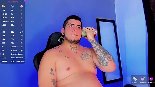 Snapshot of Thomas_chubbyxhot chatting on 12, 1, 2025 Thomas chubbyxhot online show from 12, 1, 2025