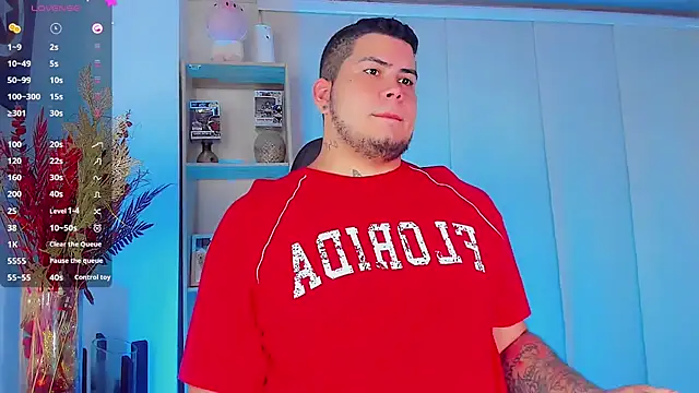 Snapshot of Thomas_chubbyxhot chatting on 7, 2, 2025 Thomas chubbyxhot online show from 7, 2, 2025