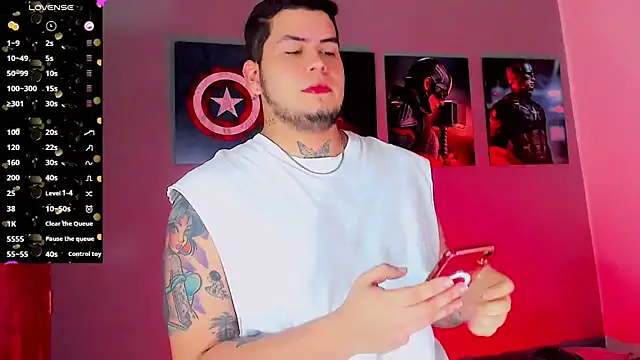 Snapshot of Thomas_chubbyxhot chatting on 9, 3, 2025 Thomas chubbyxhot online show from 9, 3, 2025