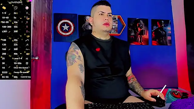 Snapshot of Thomas_chubbyxhot chatting on 13, 9, 2025 Thomas chubbyxhot online show from 13, 9, 2025