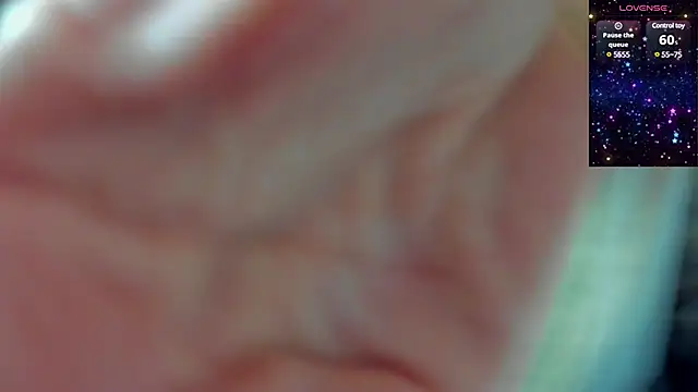 Snapshot of 92yourbitch922 chatting on 7, 3, 2025 92yourbitch922 online show from 7, 3, 2025