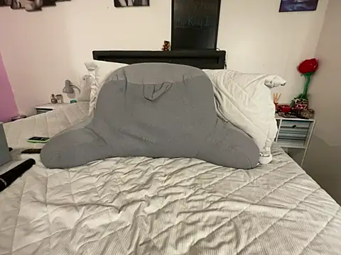 Snapshot of AngelSinz69 chatting on 1, 3, 2025 AngelSinz69 online show from 1, 3, 2025