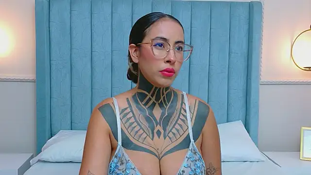 Snapshot of NicoleBlum chatting on 27, 5, 2026 NicoleBlum online show from 27, 5, 2026