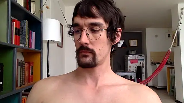 Snapshot of fazzbinderr chatting on 26, 10, 2025 fazzbinderr online show from 26, 10, 2025