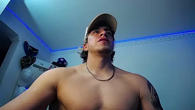 Snapshot of strongboy_ chatting on 16, 9, 2025 strongboy online show from 16, 9, 2025