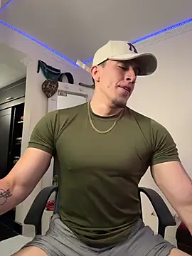 strongboy  online show from 31, 3, 2026