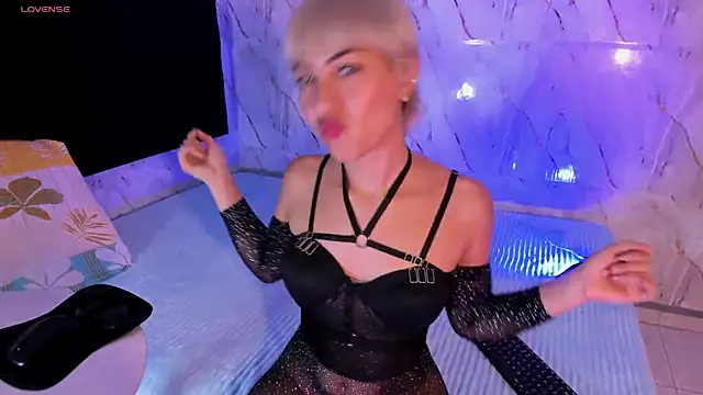 Snapshot of xGenesis_Miller_ chatting on 10, 10, 2025 xGenesis Miller  online show from 10, 10, 2025