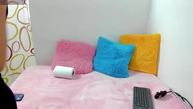 Snapshot of sweetnia chatting on 3, 12, 2024 sweetnia online show from 3, 12, 2024