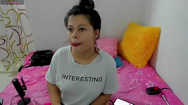 Snapshot of sweetnia chatting on 27, 12, 2024 sweetnia online show from 27, 12, 2024