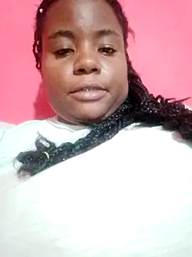 Snapshot of bigtitssxx chatting on 5, 1, 2025 bigtitssxx online show from 5, 1, 2025