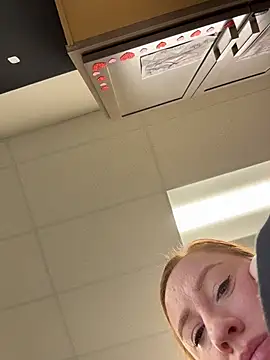 cinnatitties online show from 30, 10, 2025