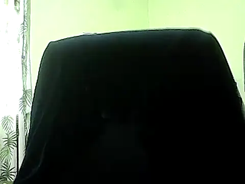 Snapshot of hott_scarlett chatting on 5, 1, 2025 hott scarlett online show from 5, 1, 2025